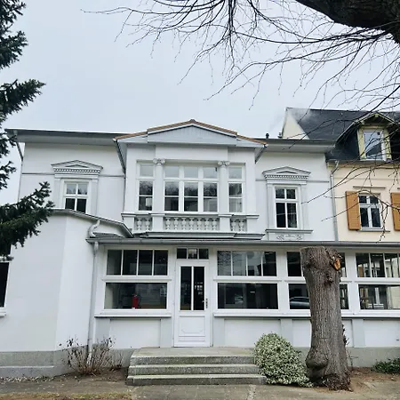 Garni Balticpetite 2*